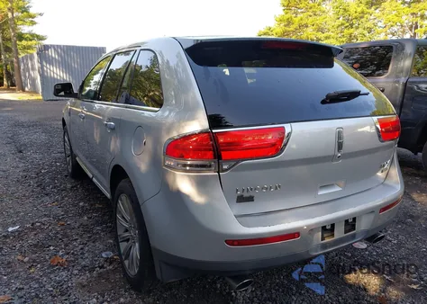 2011 Lincoln Mkx from USA, damaged, VIN 2LMDJ8JKXBBJ11637